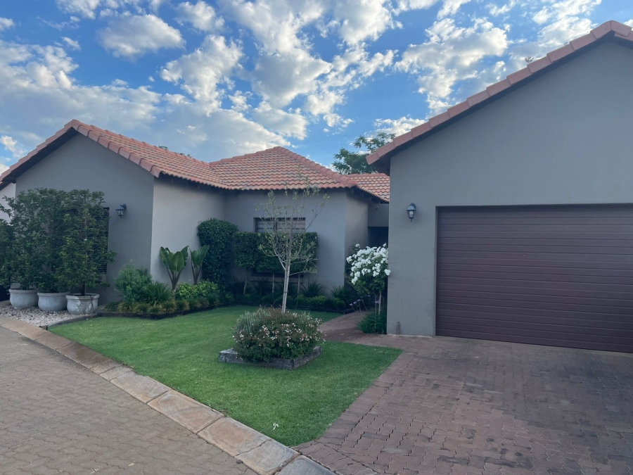3 Bedroom Property for Sale in Melodie North West
